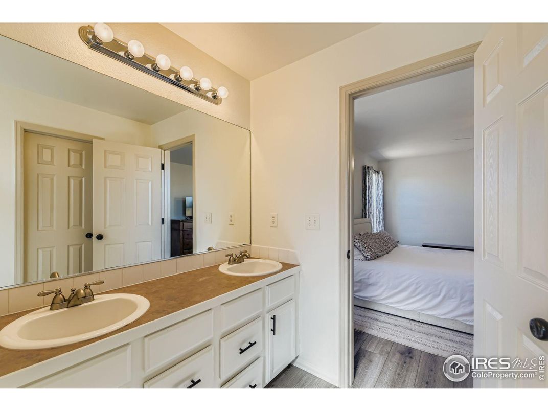 Bathroom, Bedroom, Dual Sink Vanities, Interior, Wood Texture Flooring
