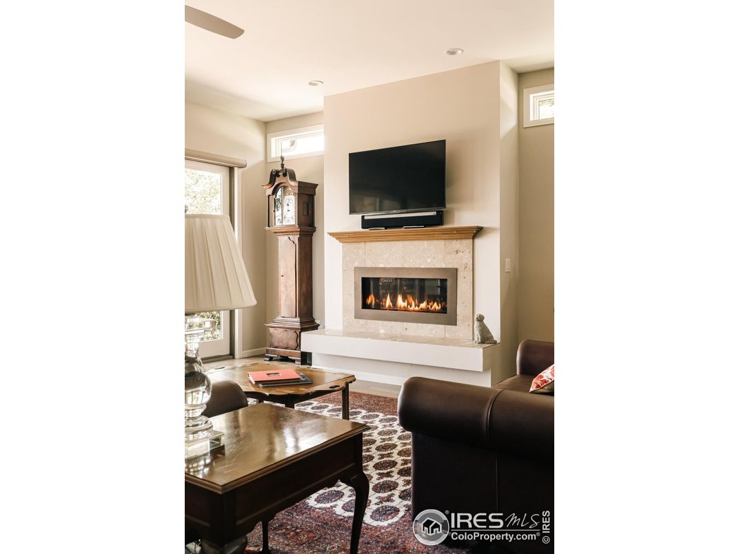 Fireplace, Interior, Living room, Recessed Lighting