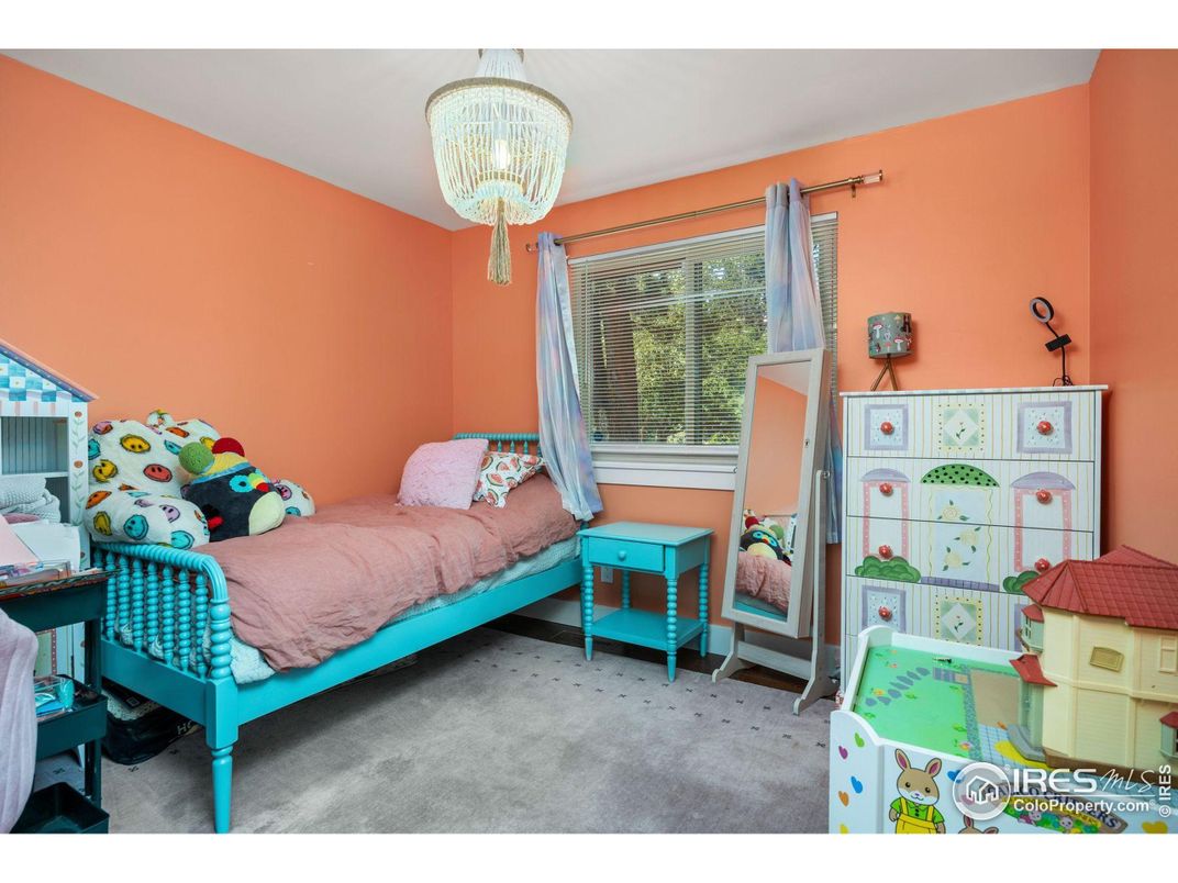 Bedroom, Chandelier, Interior