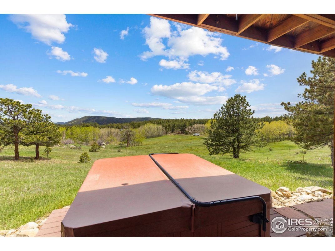 Exterior, Hot Tub