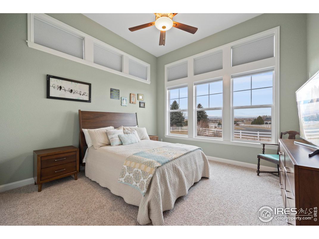 Bedroom, Interior, Water