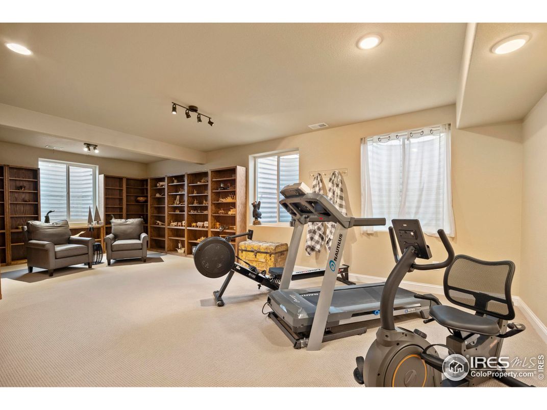Fitness Equipment, Interior, Recessed Lighting