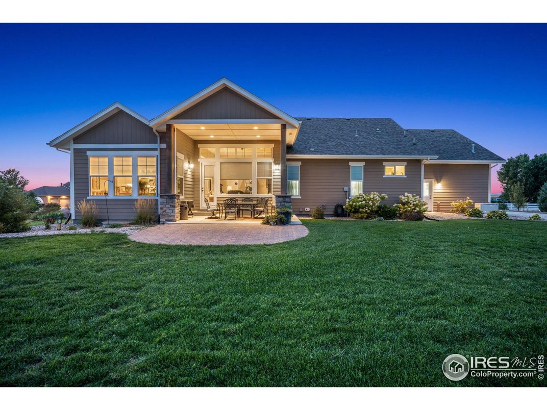 Backyard, Exterior, Facade, American Craftsman