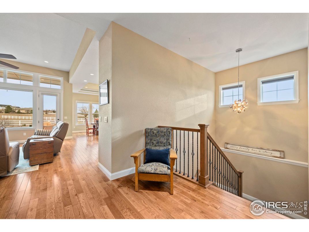 Interior, Living room, Pendant Lights, Recessed Lighting, Wood Texture Flooring