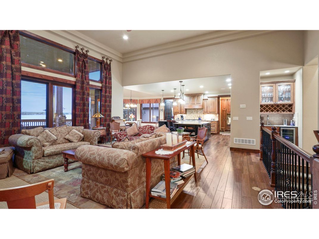 Dining room, Interior, Kitchen, Living room, Pendant Lights, Recessed Lighting, Stainless Steel Appliances, Wood Texture Flooring