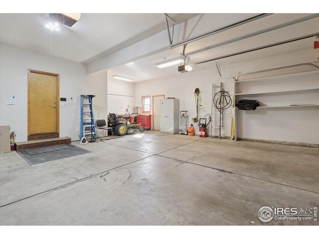 Fitness Equipment, Garage, Interior