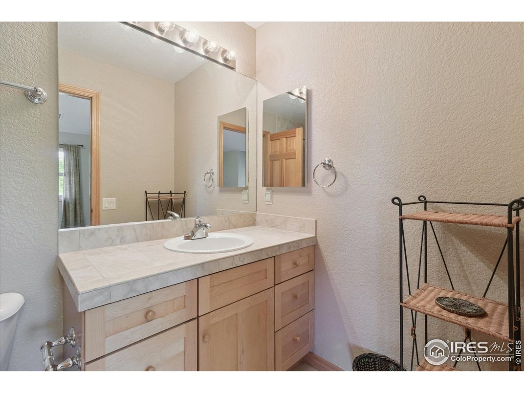 Bathroom, Dual Sink Vanities, Interior, Tile Countertops