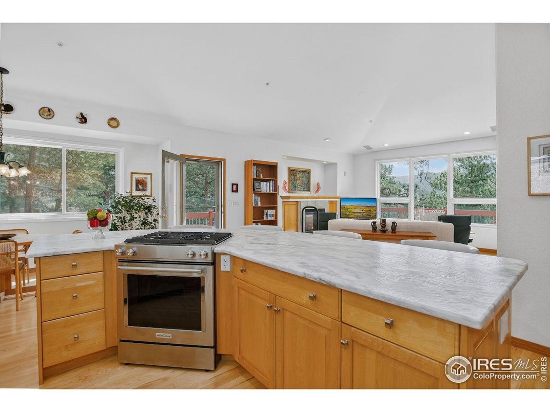 Dining room, Interior, Kitchen, Recessed Lighting, Stainless Steel Appliances, Wood Texture Flooring