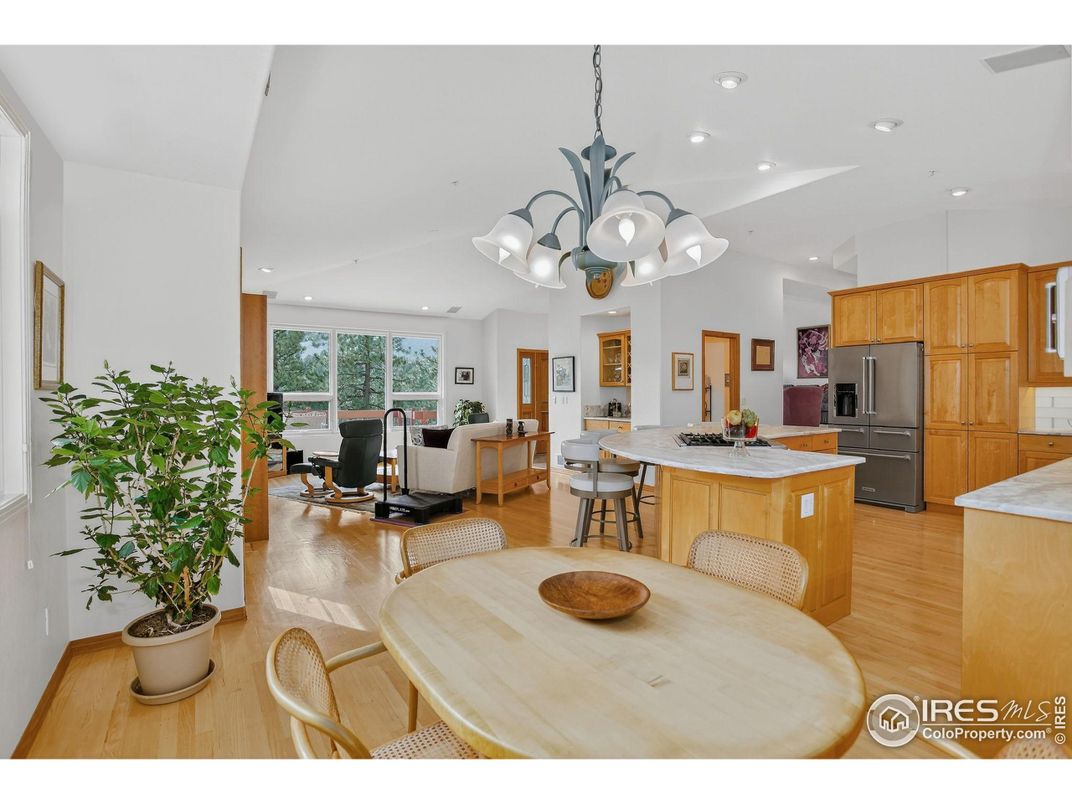 Chandelier, Dining room, Interior, Kitchen, Living room, Recessed Lighting, Wood Texture Flooring