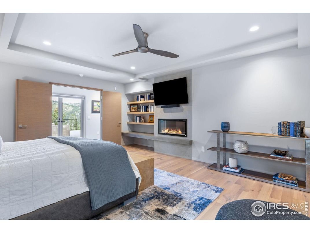 Bedroom, Fireplace, Interior, Recessed Lighting, Wood Texture Flooring