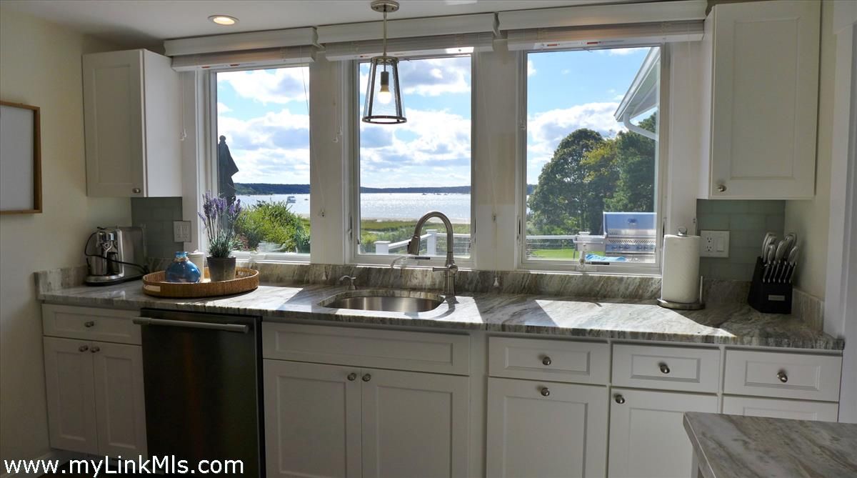 Interior, Kitchen, Pendant Lights, Recessed Lighting, Water