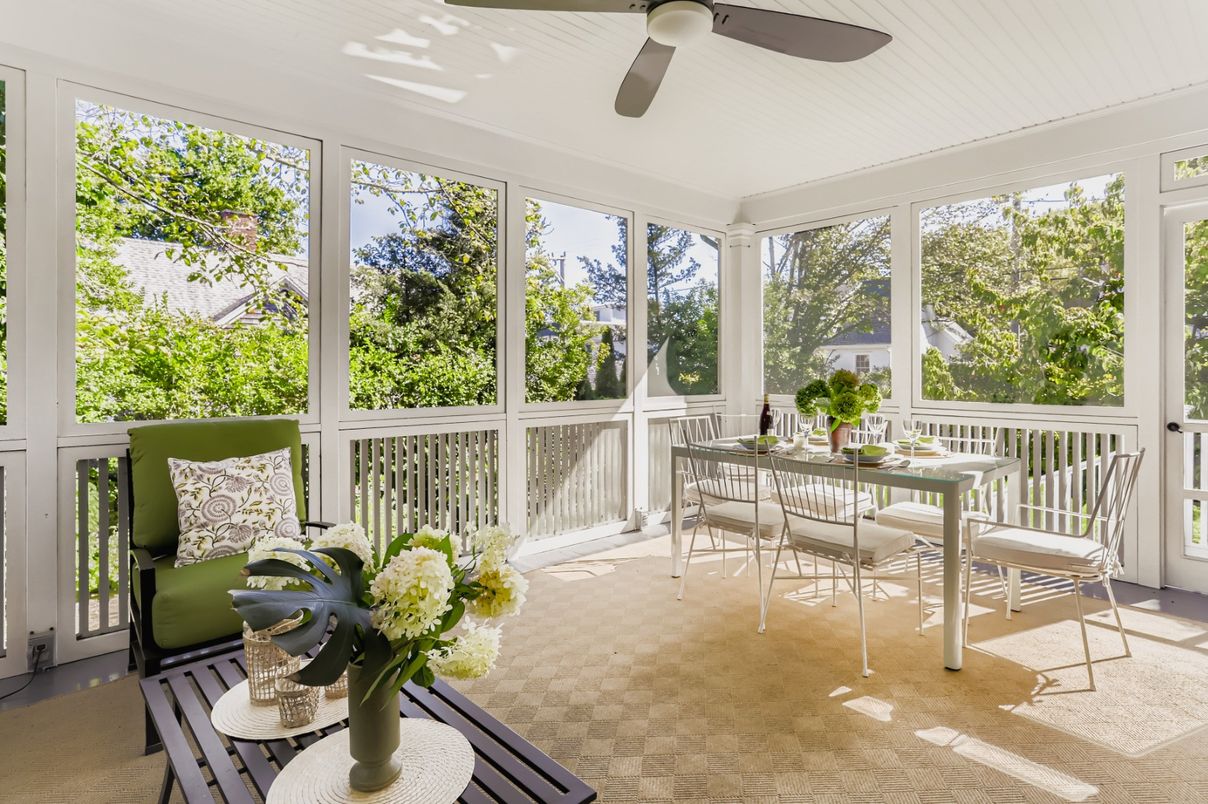 Dining room, Interior, Sun Room
