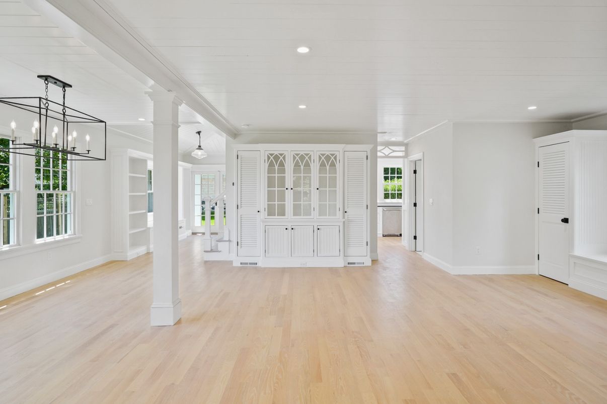 Empty room, Interior, Pendant Lights, Recessed Lighting, Wood Texture Flooring