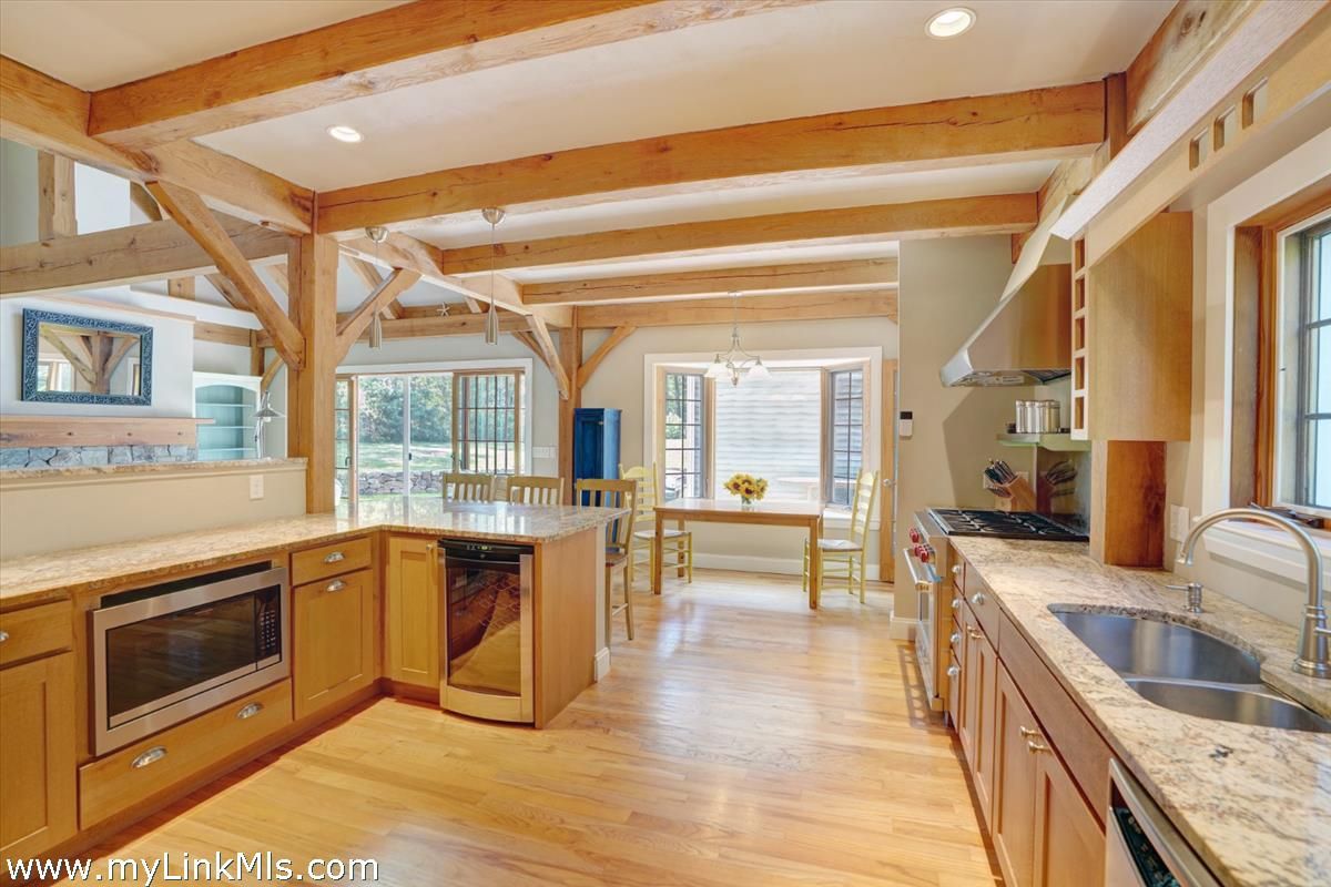 Chandelier, Dining room, Interior, Kitchen, Recessed Lighting, Wooden Beams, Wood Texture Flooring