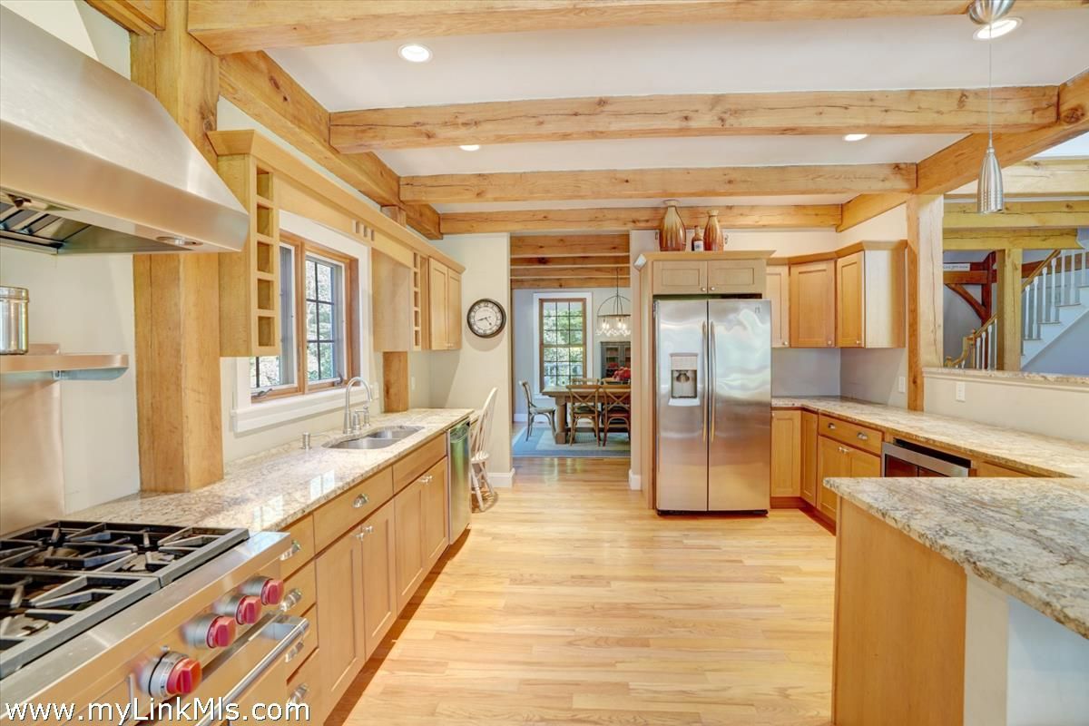 Dining room, Interior, Kitchen, Pendant Lights, Recessed Lighting, Stainless Steel Appliances, Wooden Beams, Wood Texture Flooring