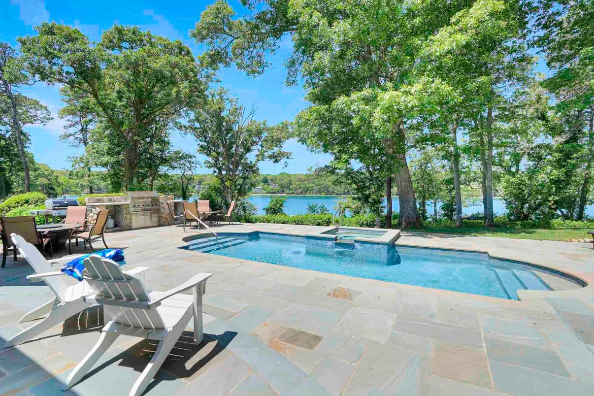 Exterior, Pool, Water