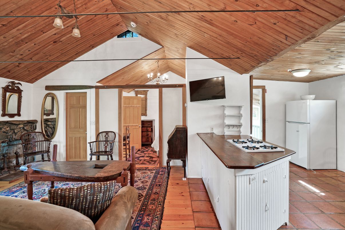 Interior, Kitchen, Wooden Ceilings