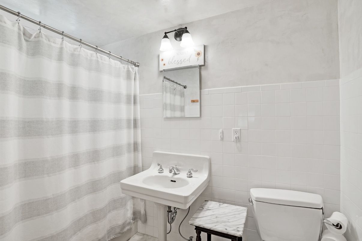 Bathroom, Interior
