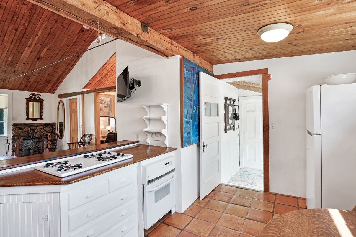 Interior, Kitchen, Wooden Ceilings