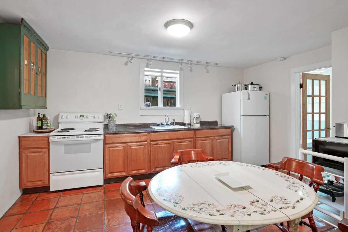 Dining room, Interior, Kitchen