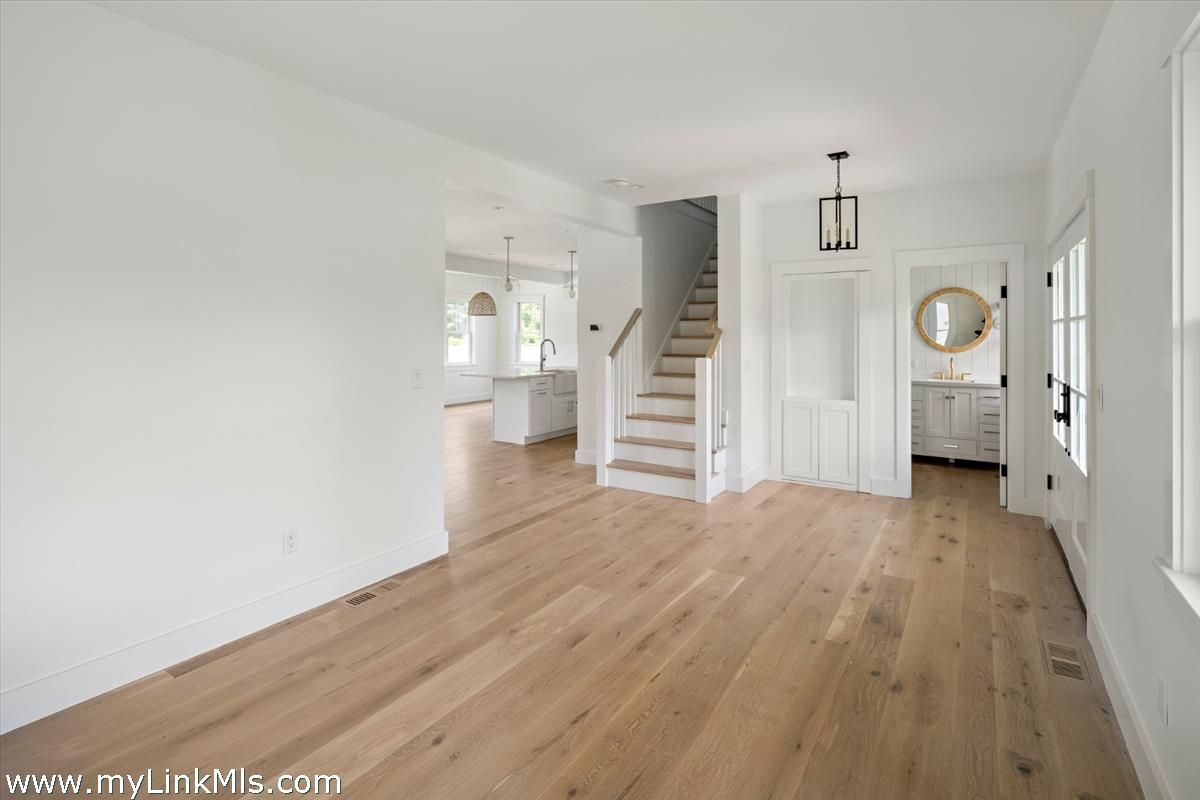 Empty room, Interior, Pendant Lights, Wood Texture Flooring