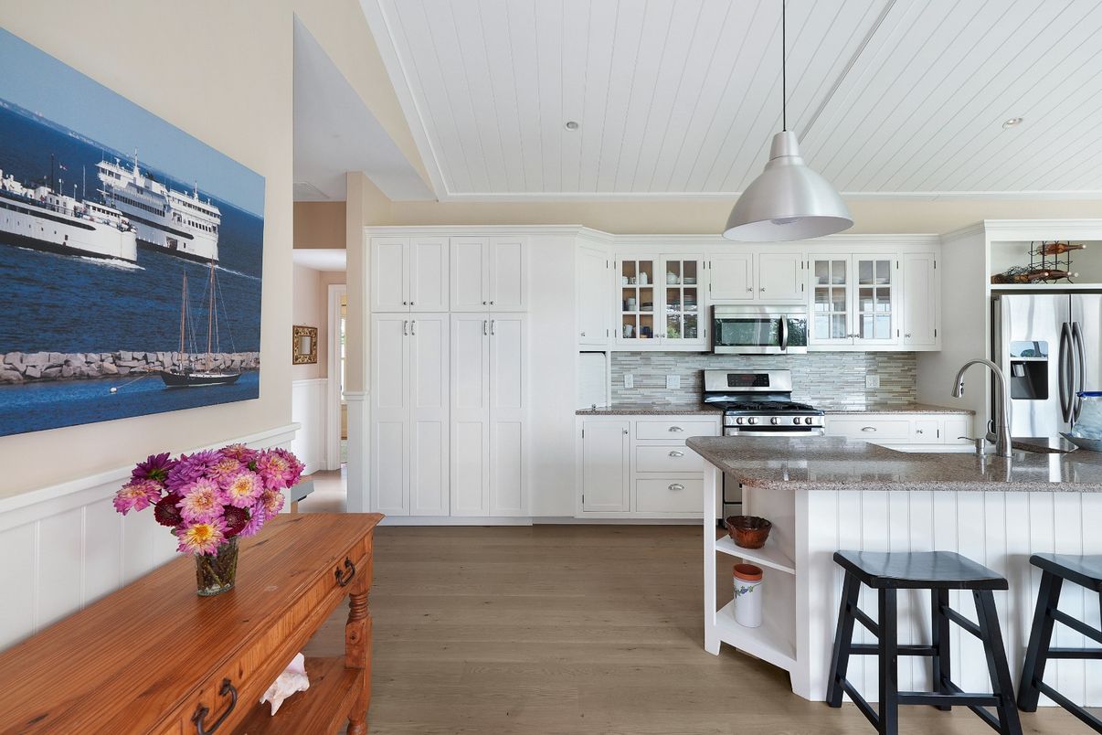 Interior, Kitchen, Pendant Lights, Stainless Steel Appliances, Water, Wood Texture Flooring
