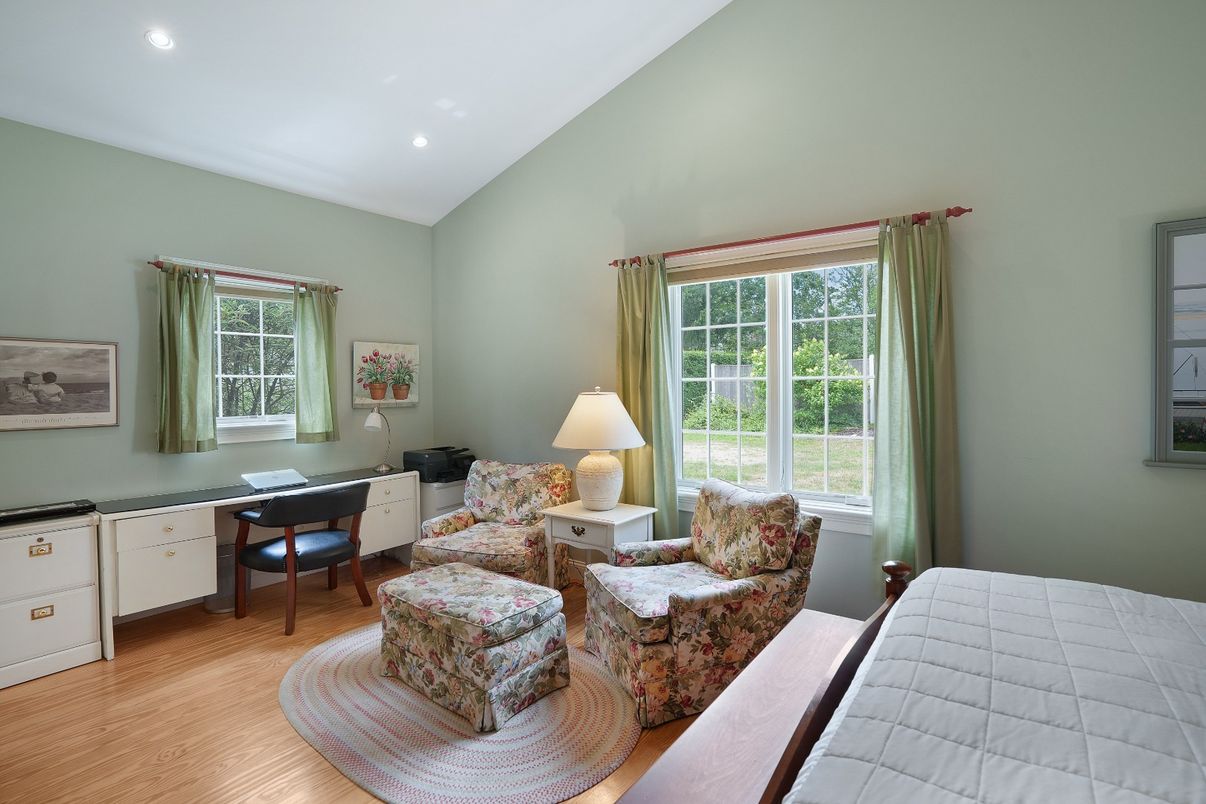 Bedroom, Home Office, Interior, Recessed Lighting, Wood Texture Flooring