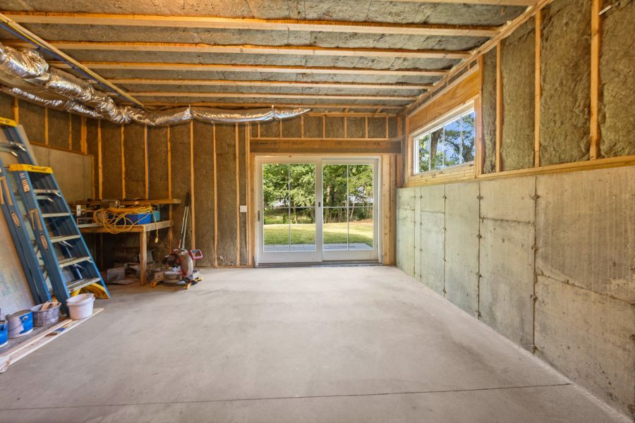 Empty room, Interior, Wooden Beams, Wooden Walls