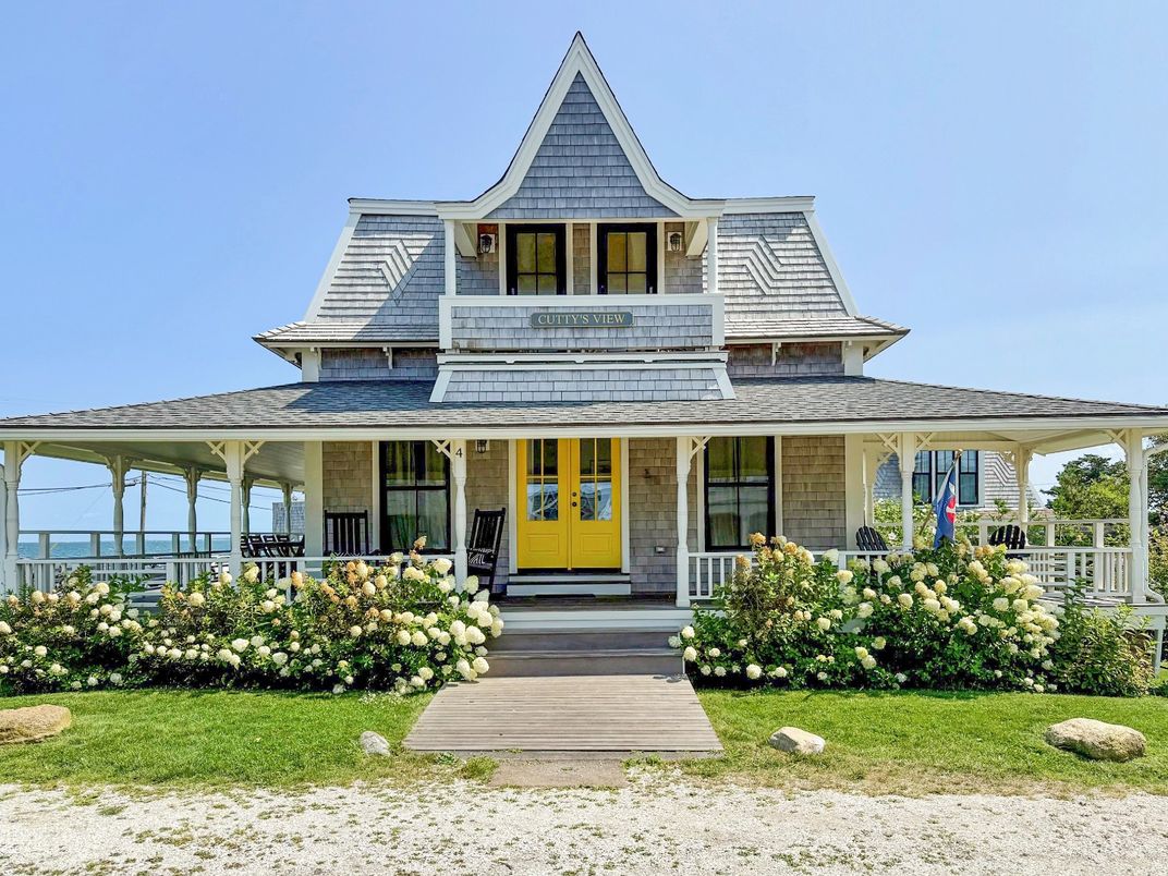 Exterior, Facade, Queen Anne Victorian