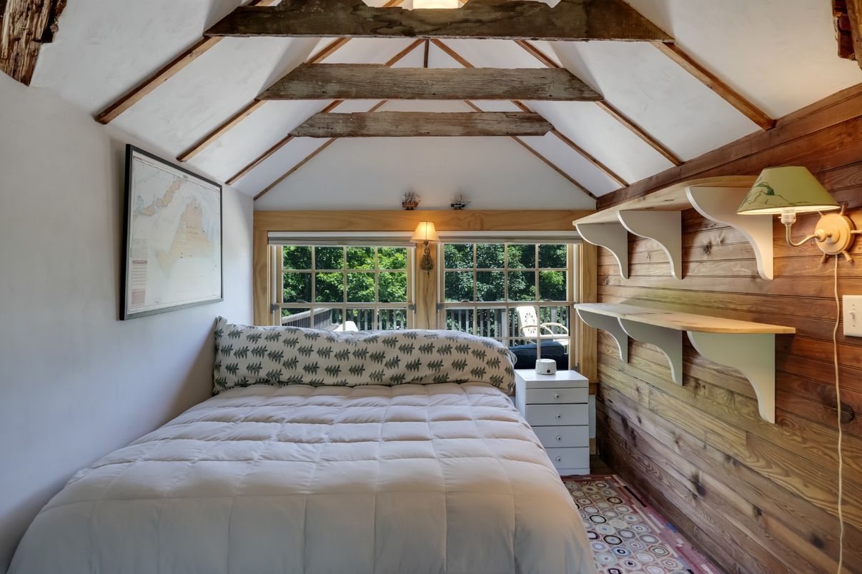 Bedroom, Interior, Wooden Beams