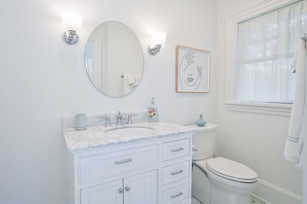 Bathroom, Interior