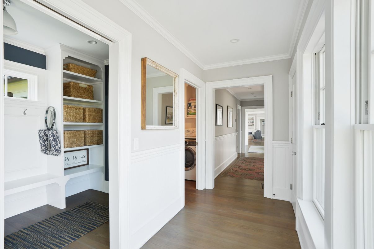 Interior, Recessed Lighting, Utility Closets, Washer, Wood Texture Flooring