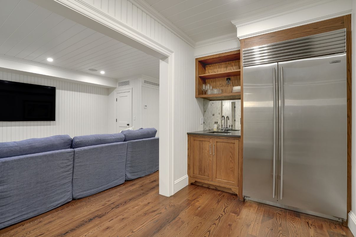 Interior, Kitchen, Living room, Recessed Lighting, Stainless Steel Appliances, Wood Texture Flooring