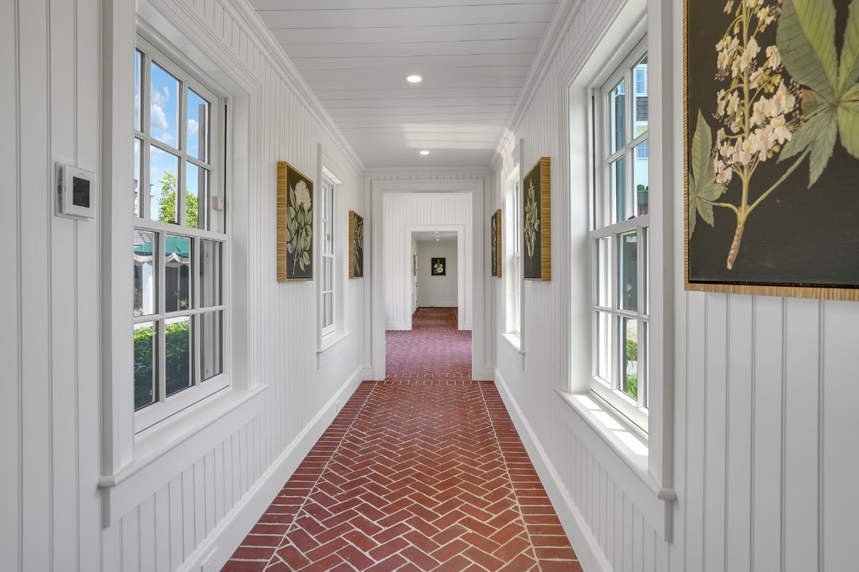 Interior, Recessed Lighting