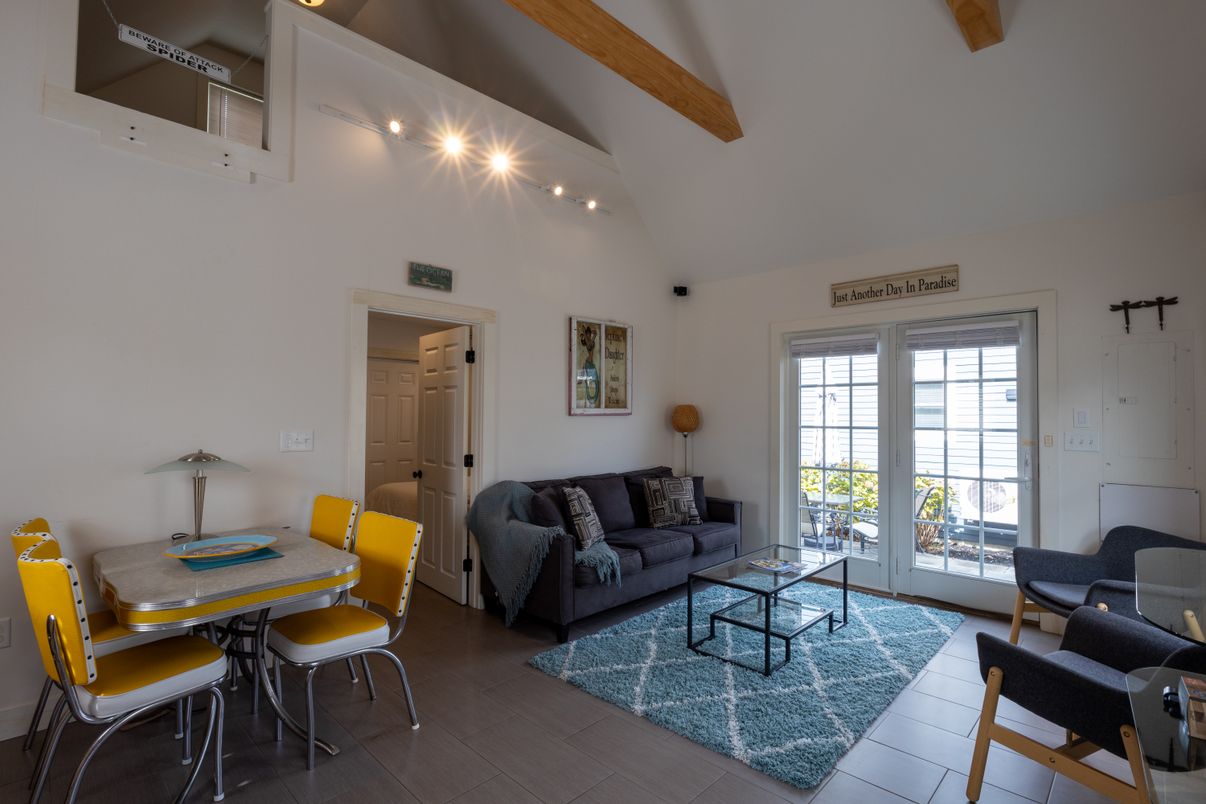 Dining room, Interior, Living room, Wooden Beams