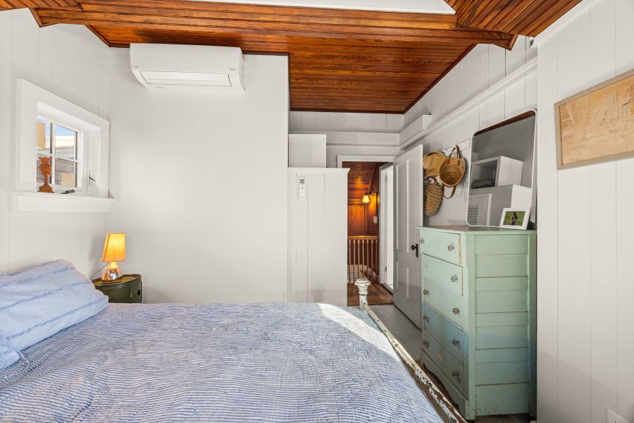 Bedroom, Interior, Wooden Ceilings