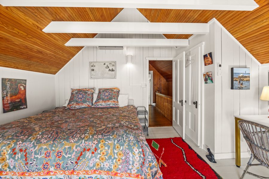 Bedroom, Interior, Wooden Ceilings, Wood Texture Flooring, Wooden Walls