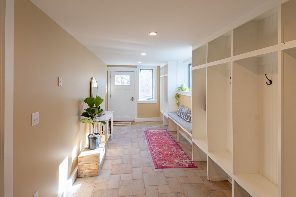 Interior, Recessed Lighting