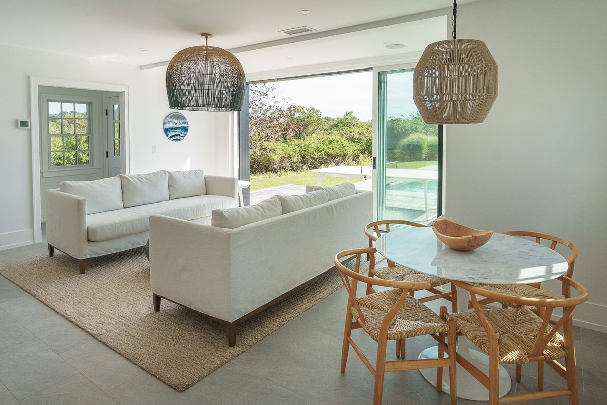 Dining room, Interior, Living room, Pendant Lights, Recessed Lighting