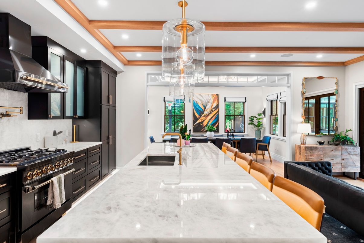 Dining room, Interior, Kitchen, Pendant Lights, Recessed Lighting, Stainless Steel Appliances