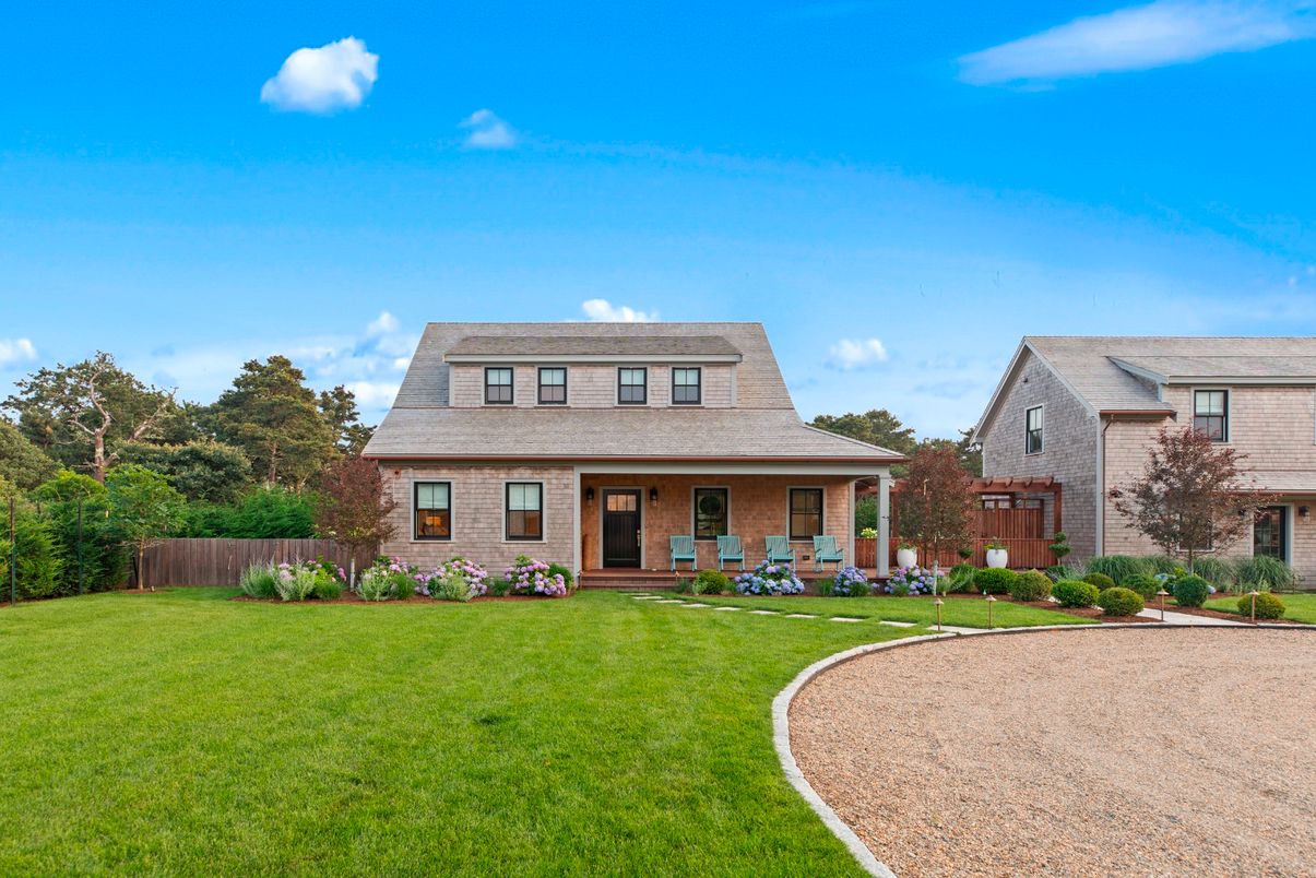 Exterior, Facade, Brick Facade, Cape Cod