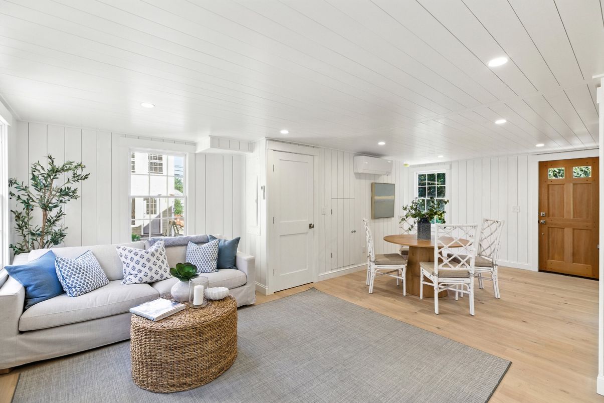 Dining room, Interior, Living room, Recessed Lighting, Wood Texture Flooring