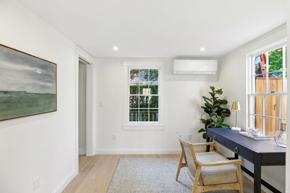 Home Office, Interior, Recessed Lighting, Wood Texture Flooring