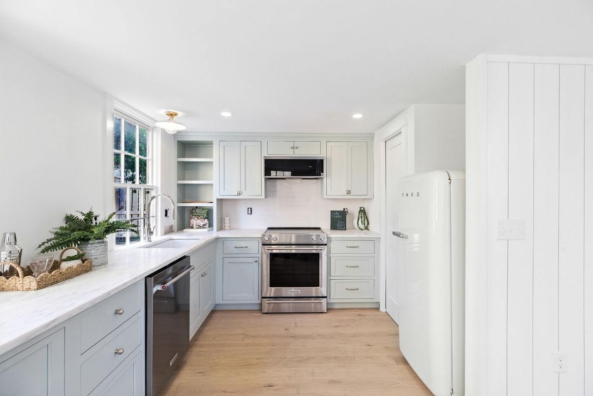 Interior, Kitchen, Recessed Lighting, Stainless Steel Appliances, Wood Texture Flooring