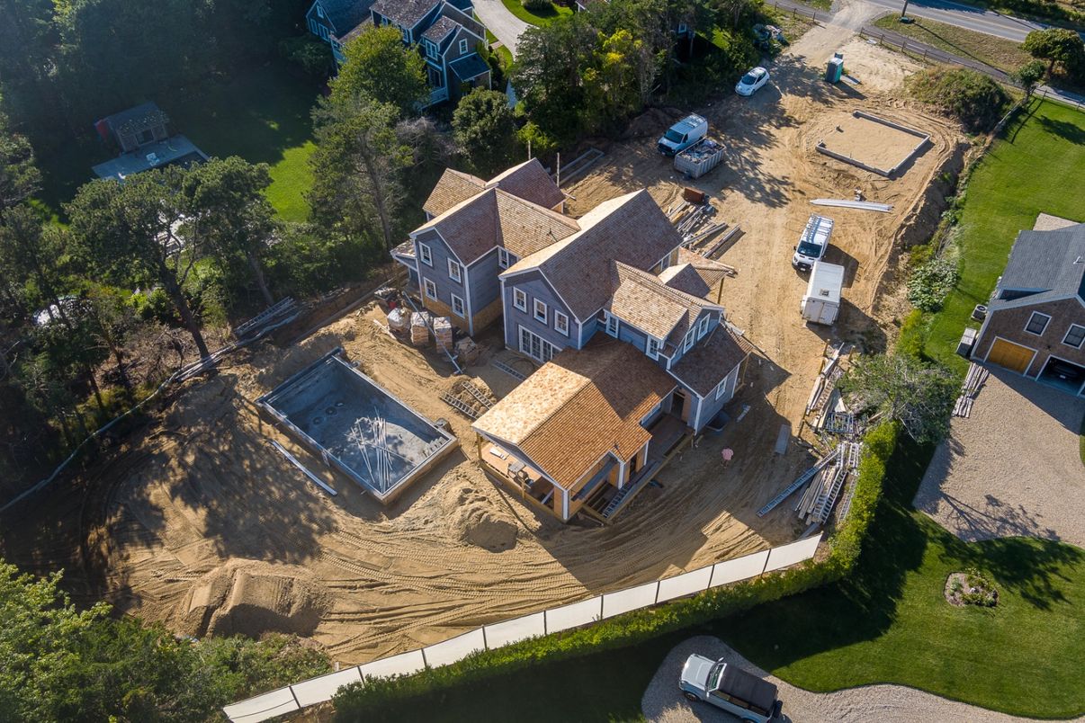 Exterior, Drone