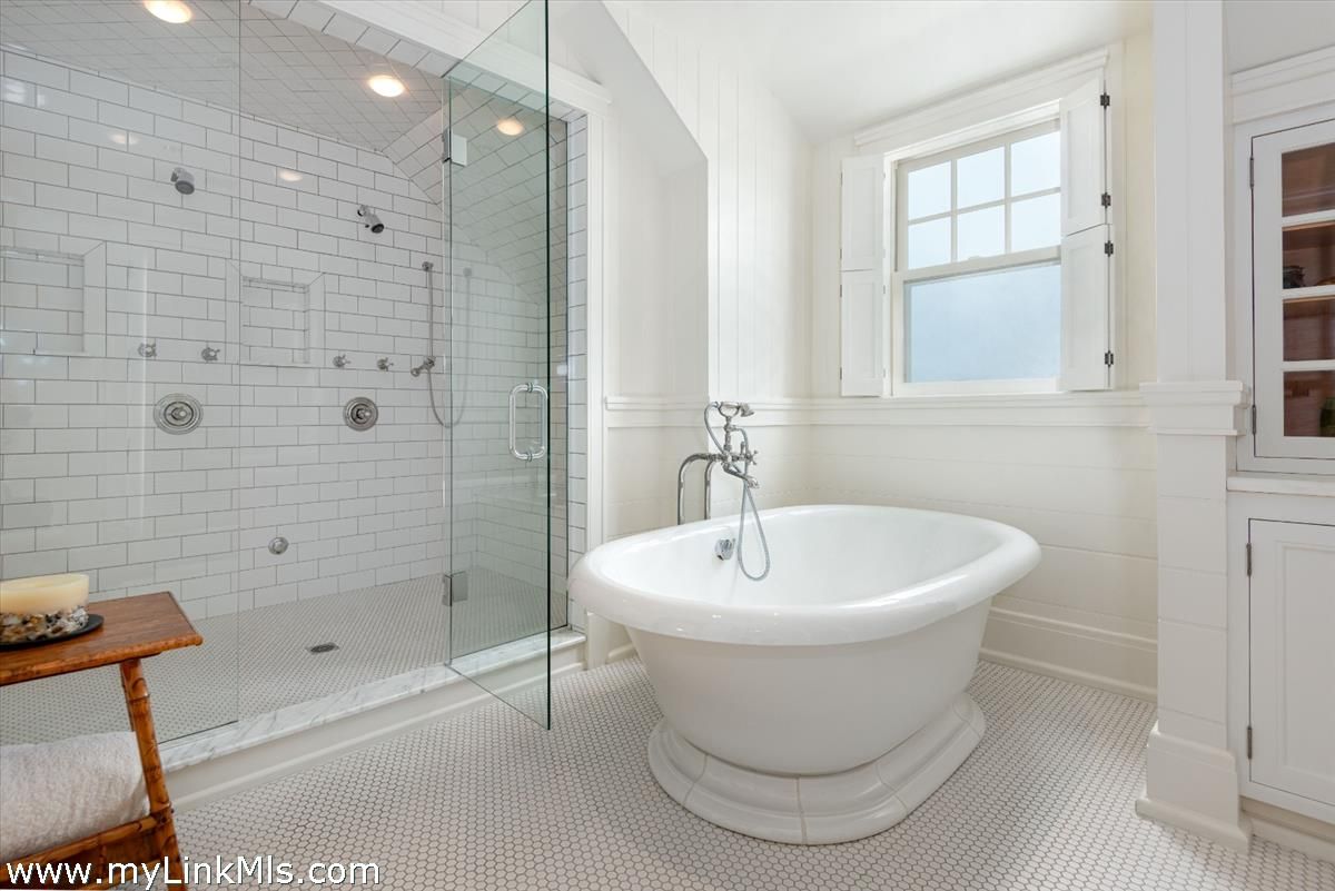 Bathroom, Free Standing Baths, Glass Shower, Interior, Recessed Lighting