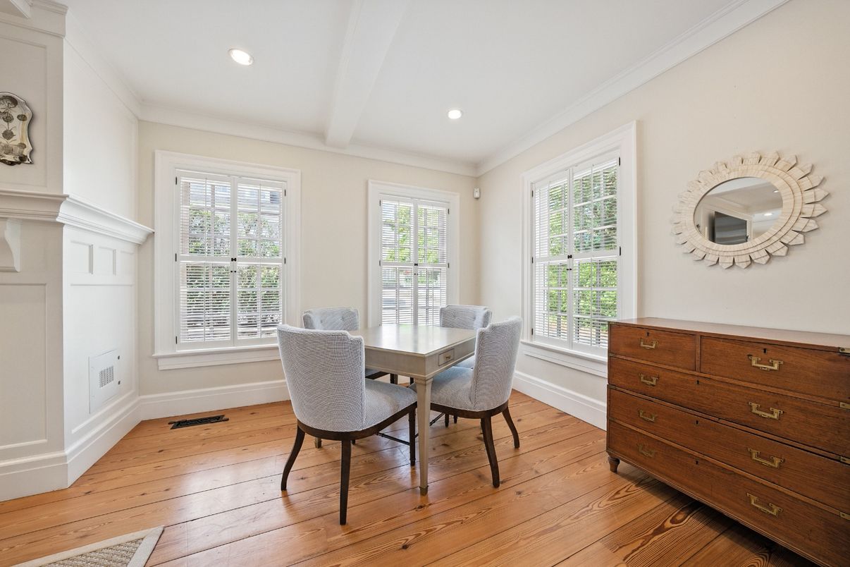 Dining room, Interior, Recessed Lighting, Wood Texture Flooring