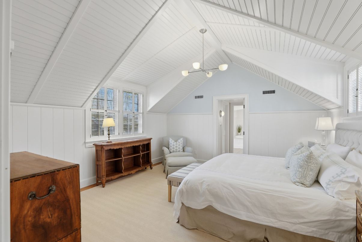 Bedroom, Interior, Pendant Lights