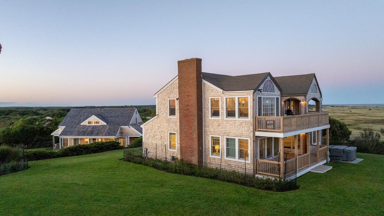 Backyard, Exterior, Facade, Brick Facade, Tudor Revival