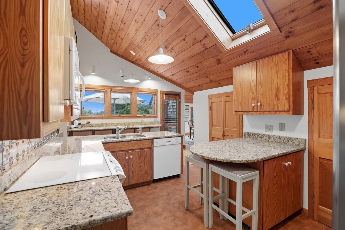 Interior, Kitchen, Pendant Lights, Wooden Ceilings